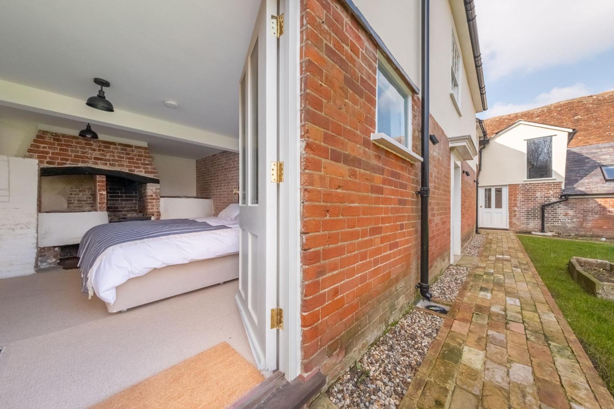 River House Kersey المظهر الخارجي الصورة